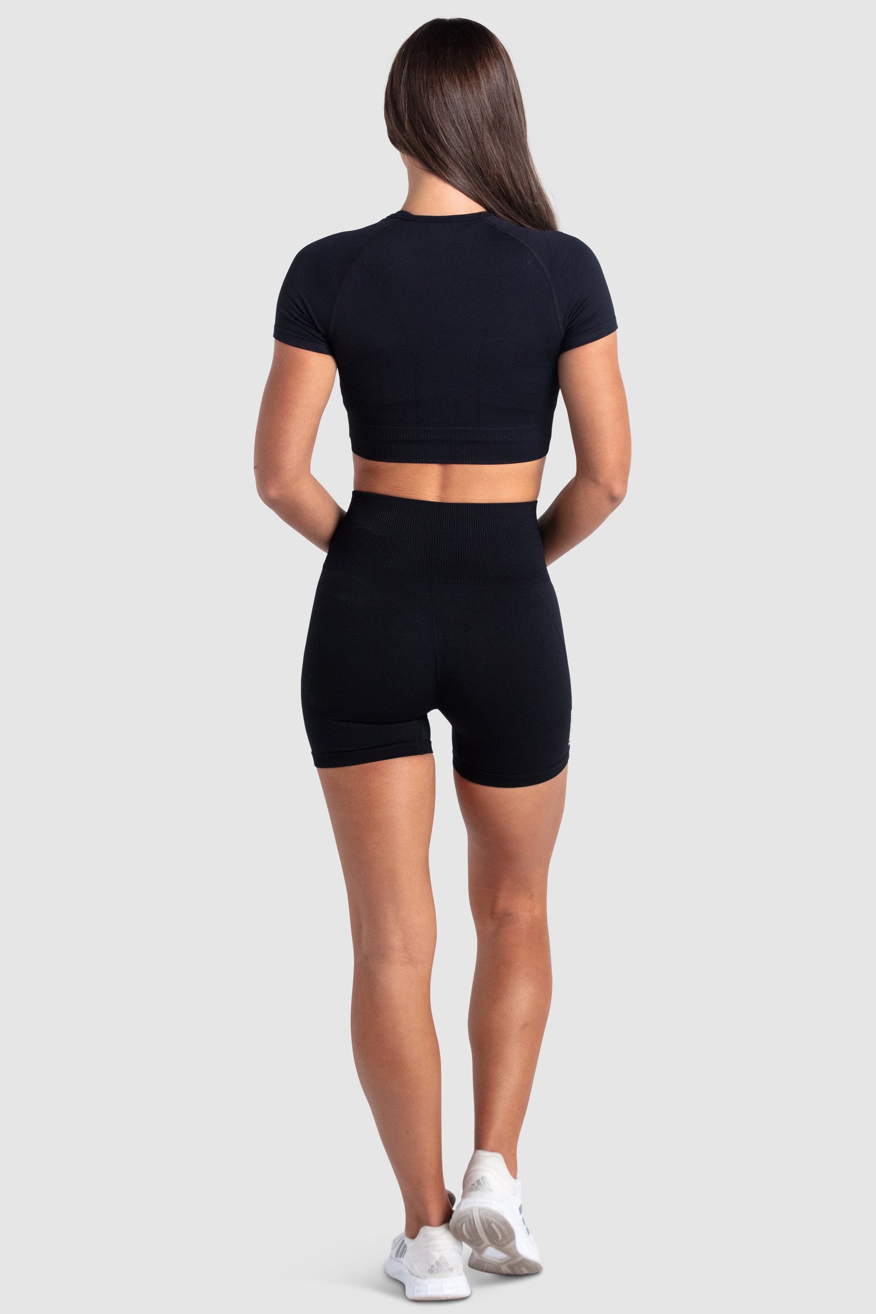 Conjunto Cropped e Shorts Legging Recortado Hyperflex - Preto