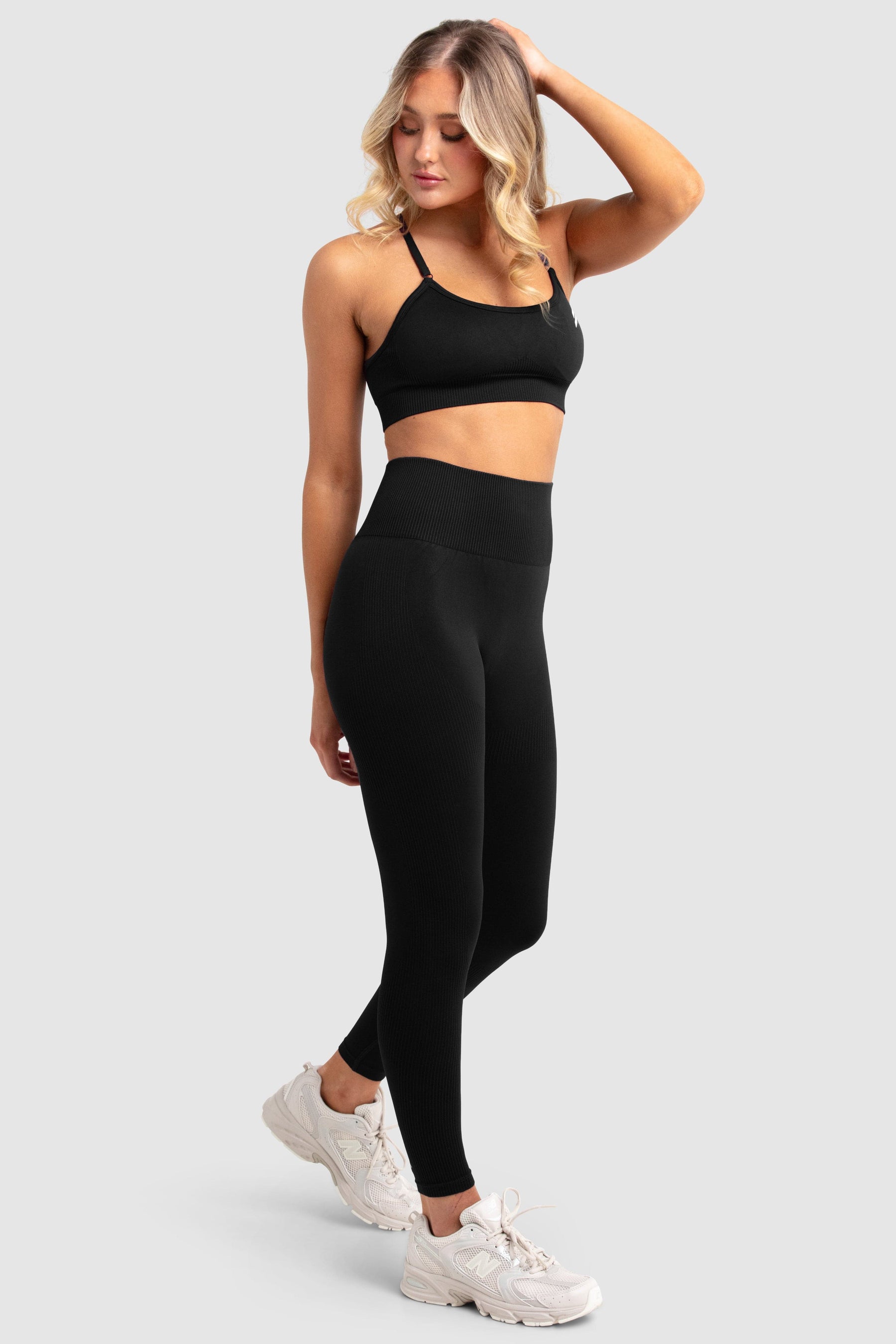 Conjunto Top e Calça Legging Impact Sem Costura - Preto