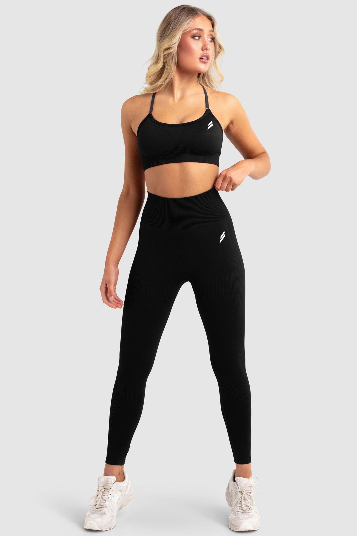 Conjunto Top e Calça Legging Impact Sem Costura - Preto