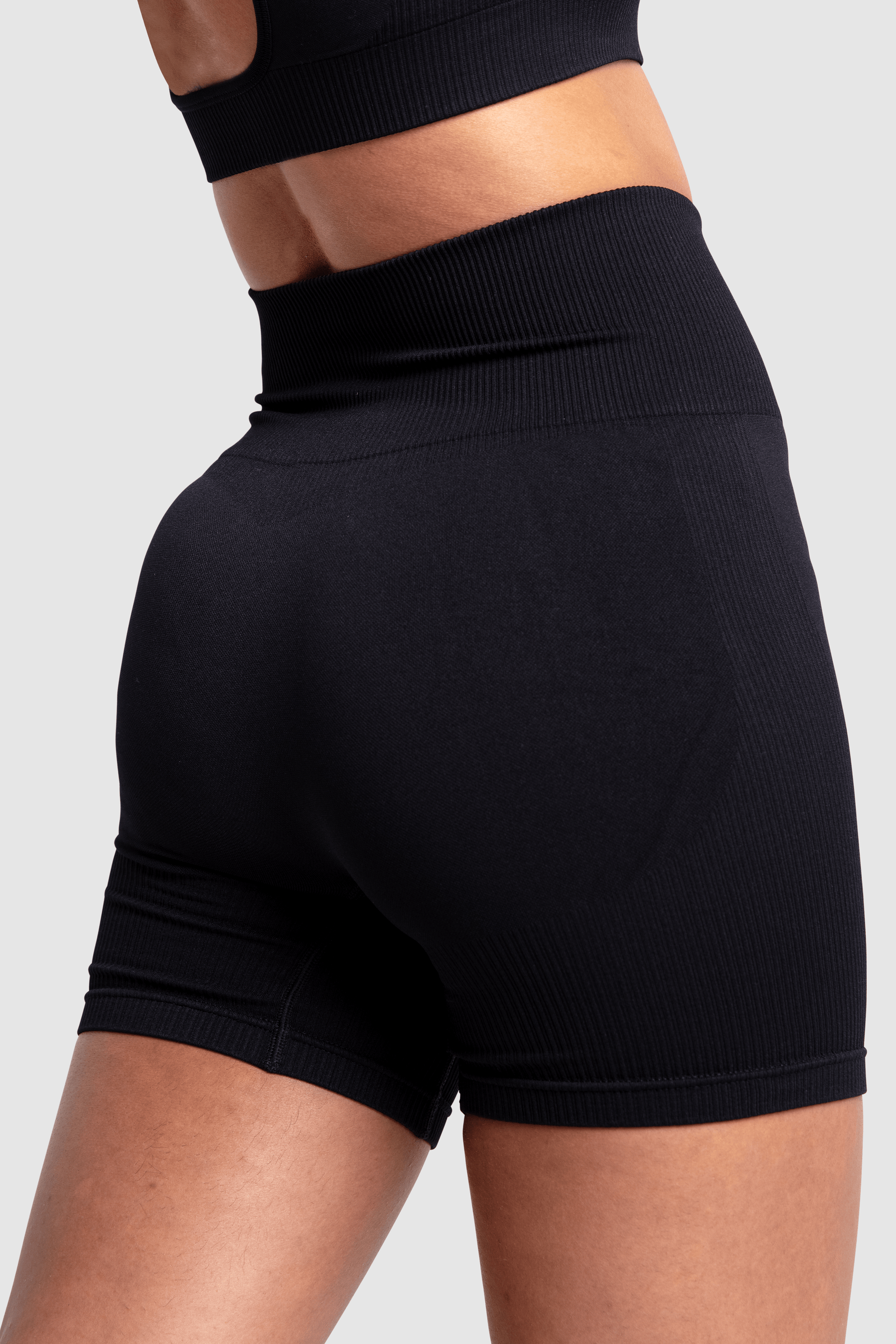 Shorts Impact Sem Costura  - Preto