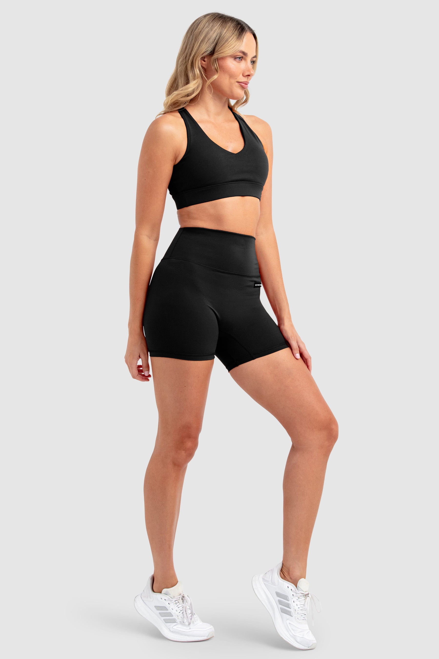 Conjunto Top e Shorts MotionSoft - Preto