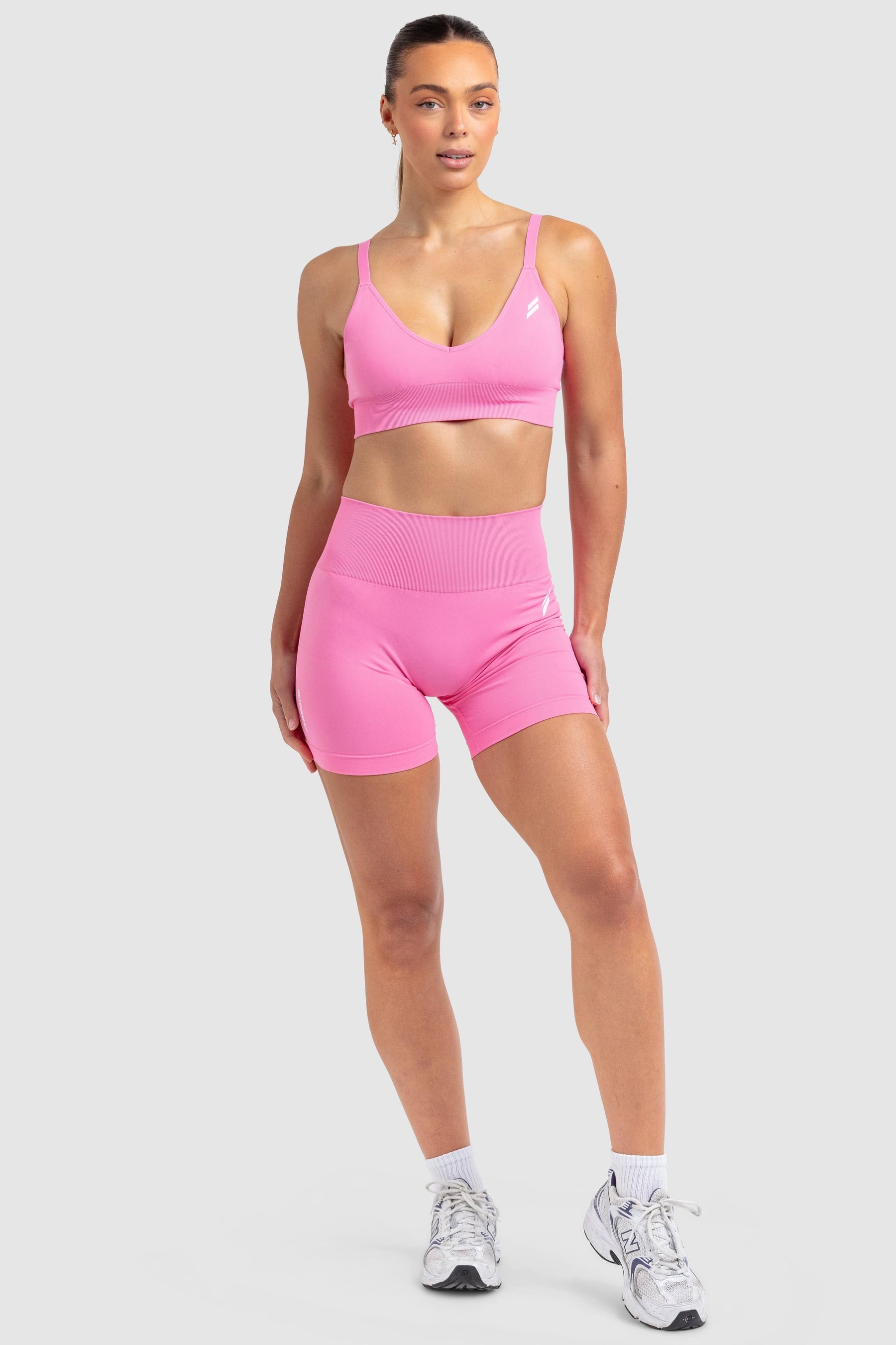 Conjunto Top e Shorts Scrunch Sem Costura- Rosa Chiclete