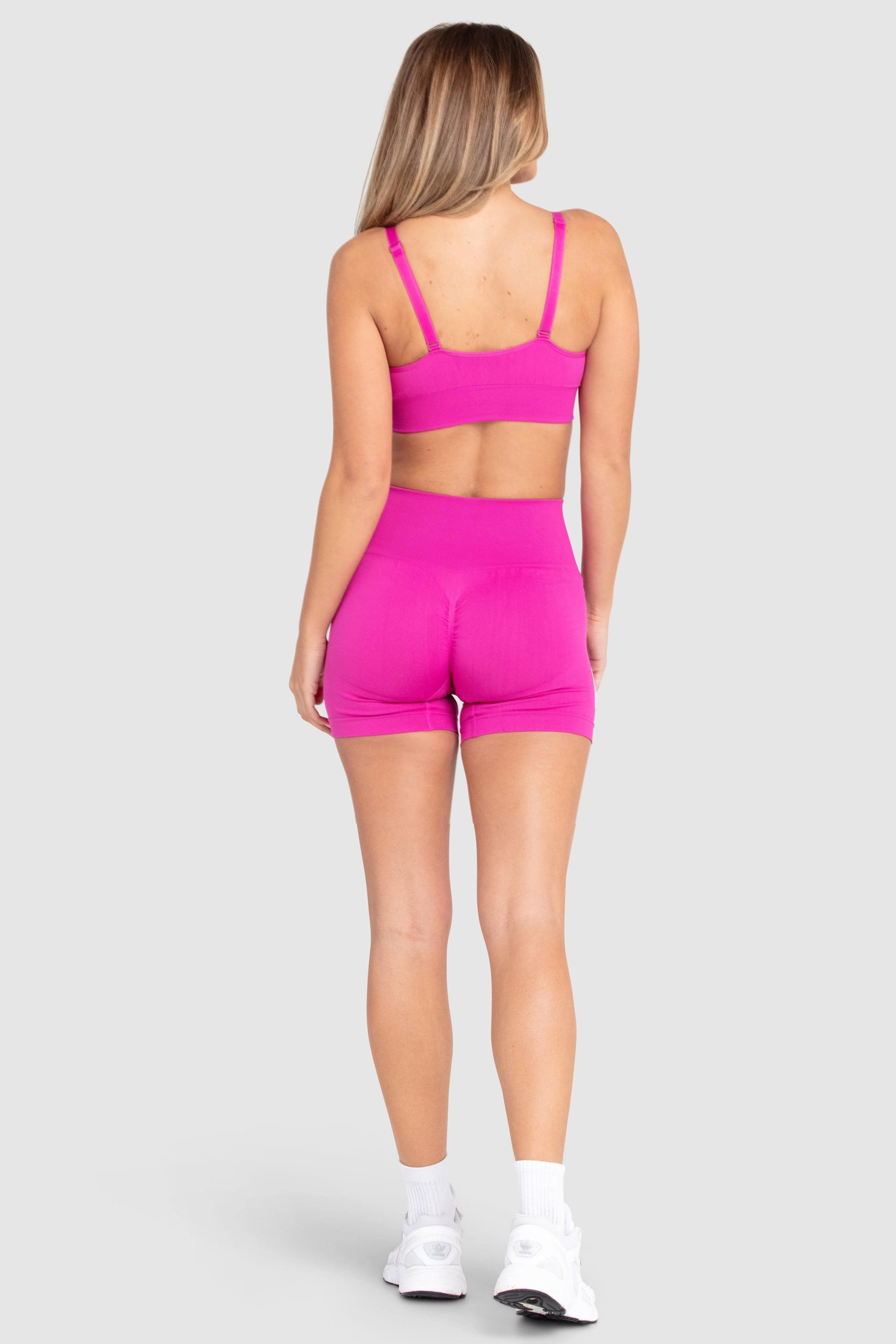 Conjunto Top e Shorts Scrunch Sem Costura - Rosa Pink