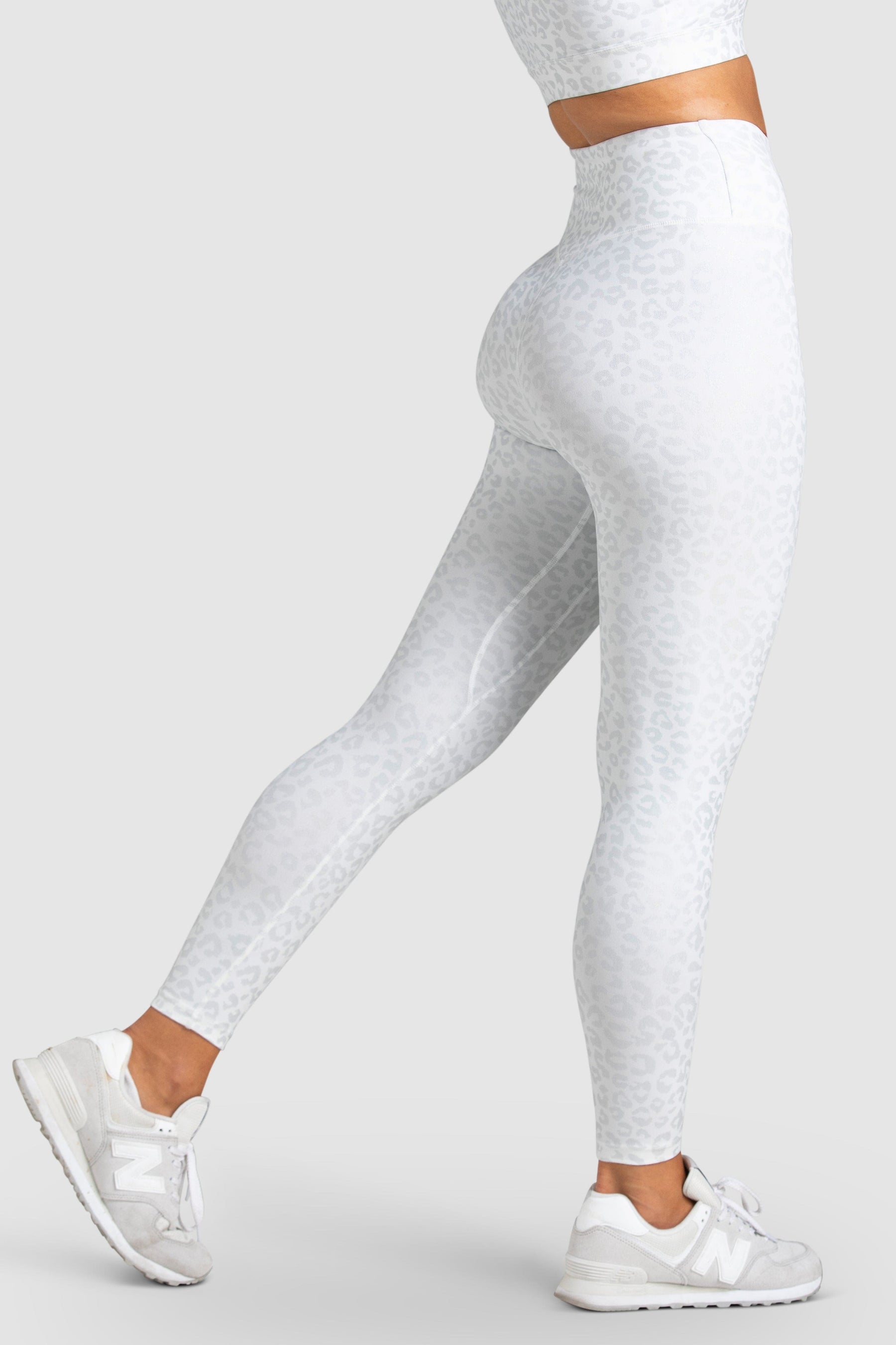 Calça Legging FitFlow Alto Relevo - Animal Print Branco